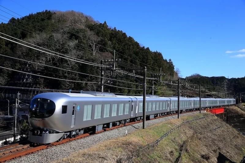 同場加映：西武鐵道新型特急電車Laview
